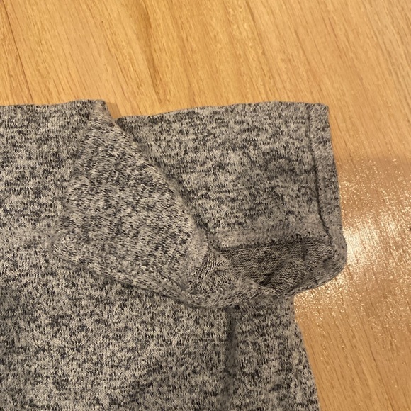 PINK Victoria's Secret Sleepwear L/S Top - Picture 10 of 10